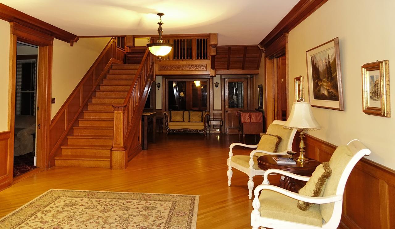 The Inn At Ragged Edge Chambersburg Exterior foto